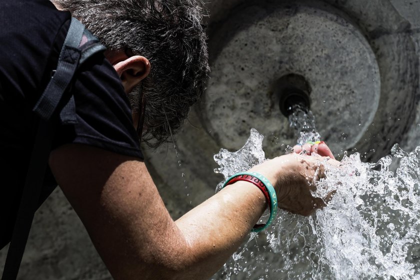 Най-малко 3 са жертвите на екстремно високите температури в Европа