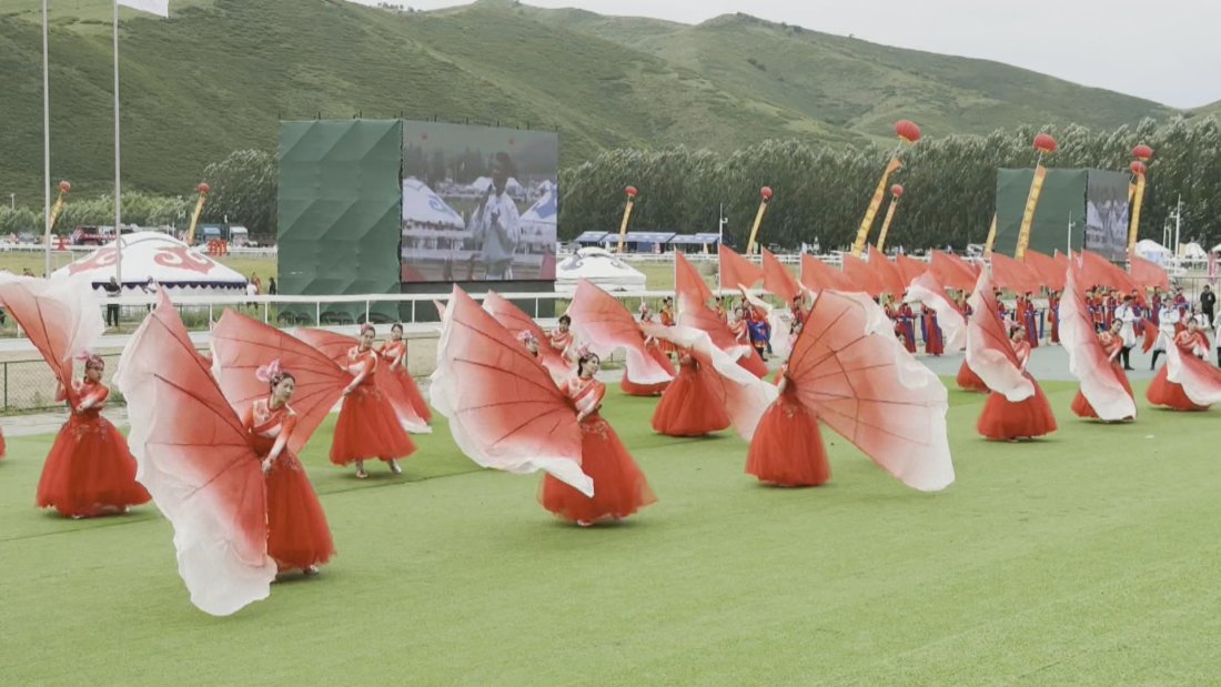 Фестивалът "Наадам" завладя Вътрешна Монголия
