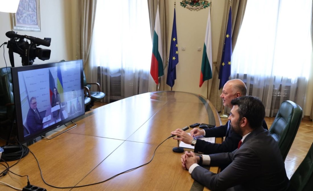 росен желязков проведе видеоконферентен разговор украинския премиер юлия свириденко