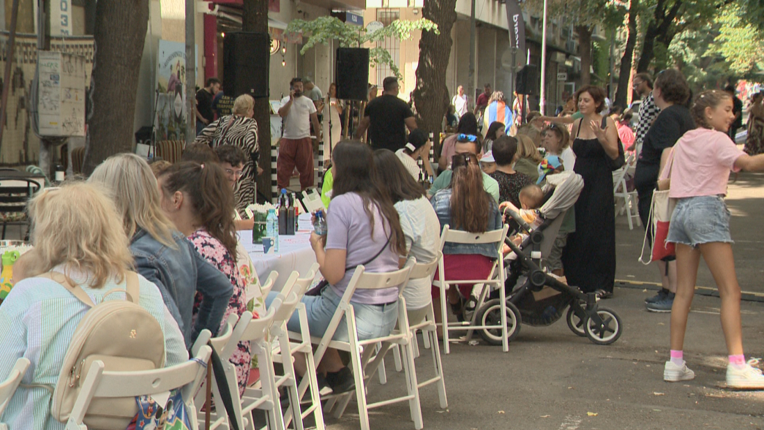 "Голямата маса": Столичани отново се събират на забава по съседски