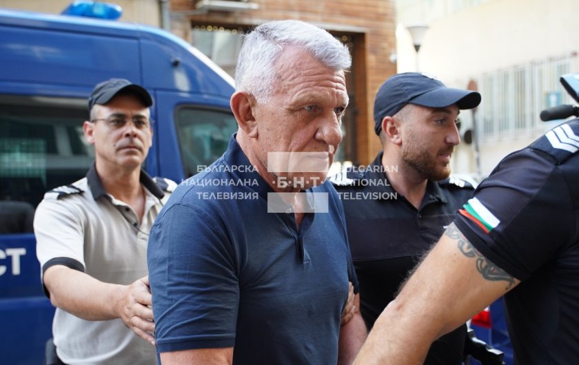 След разпит в Антикорупционната комисия Никола Николов - Паскал се сдоби с четири обвинения (ОБЗОР)