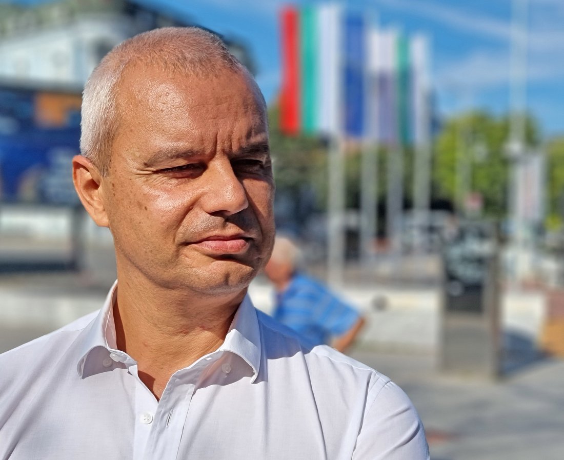 &ldquo;Възраждане&rdquo; се обявиха срещу проекта за ново военно производство