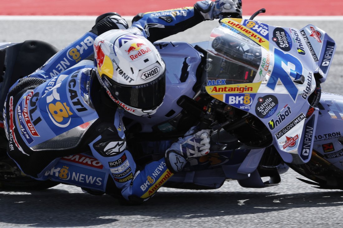 алекс маркес триумфира гран каталуня motogp сложи победната серия своя брат марк