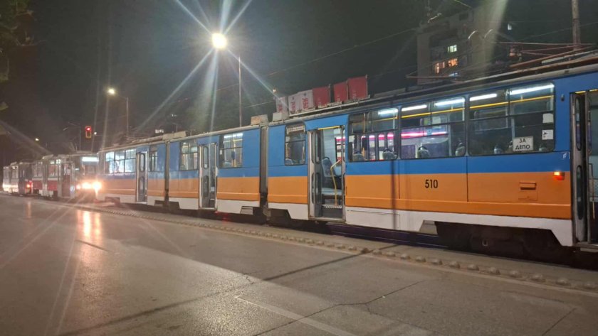 Трамвай аварира на столичния булевард "Константин Величков"