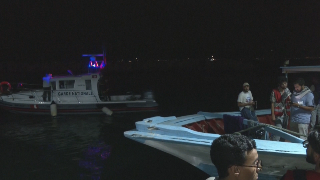 Удариха с дрон една от лодките на хуманитарната флотилия за Газа