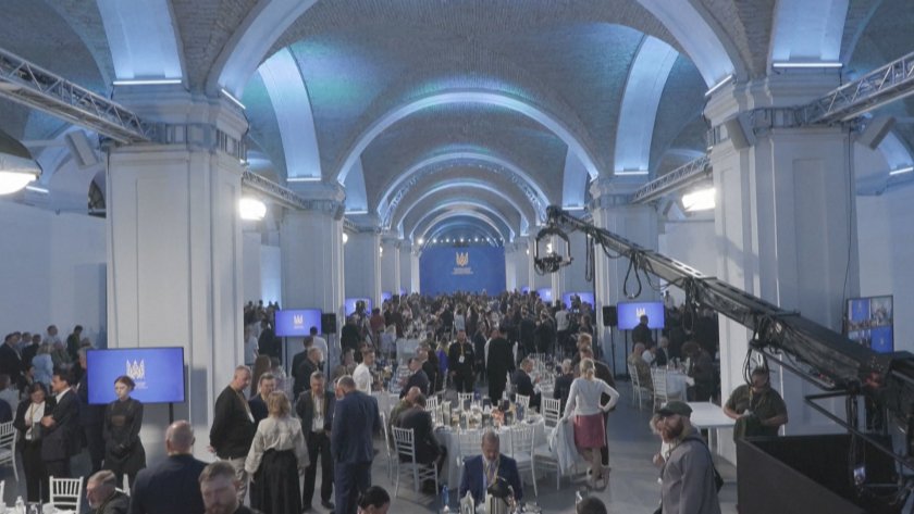 Българска делегация участва в молитвена закуска в Киев