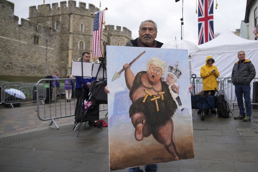 Протести съпътстват визитата на Тръмп във Великобритания