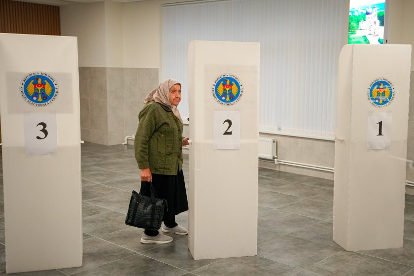 Изборът: Ключов ден за бъдещето на Молдова