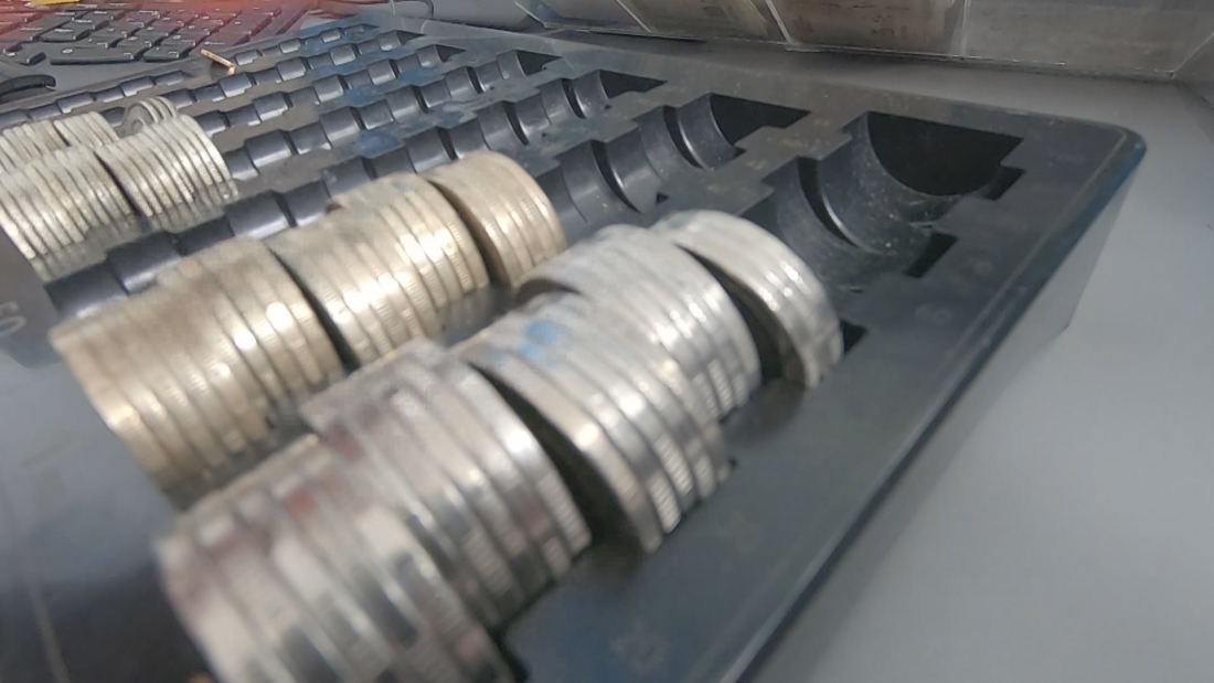 Моите въпроси за еврото: В каква валута ще се връща ресто при пазаруване след 1 януари?