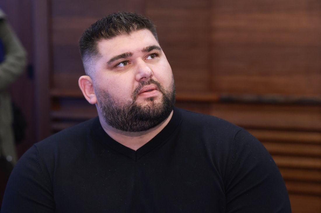 Световният шампион по лека атлетика за паралимпийци Ружди Ружди се прибира у нас