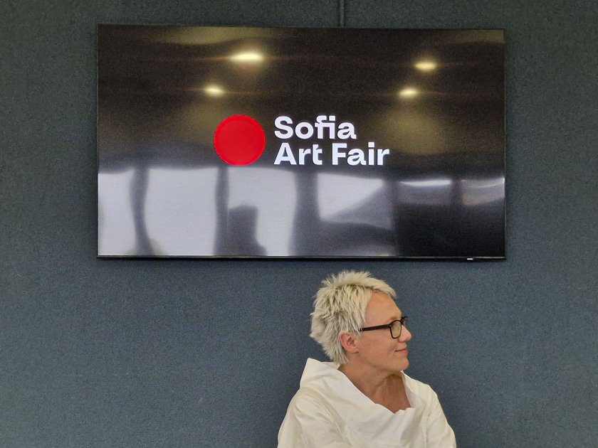 време изкуство започва международното изложение sofia art fair