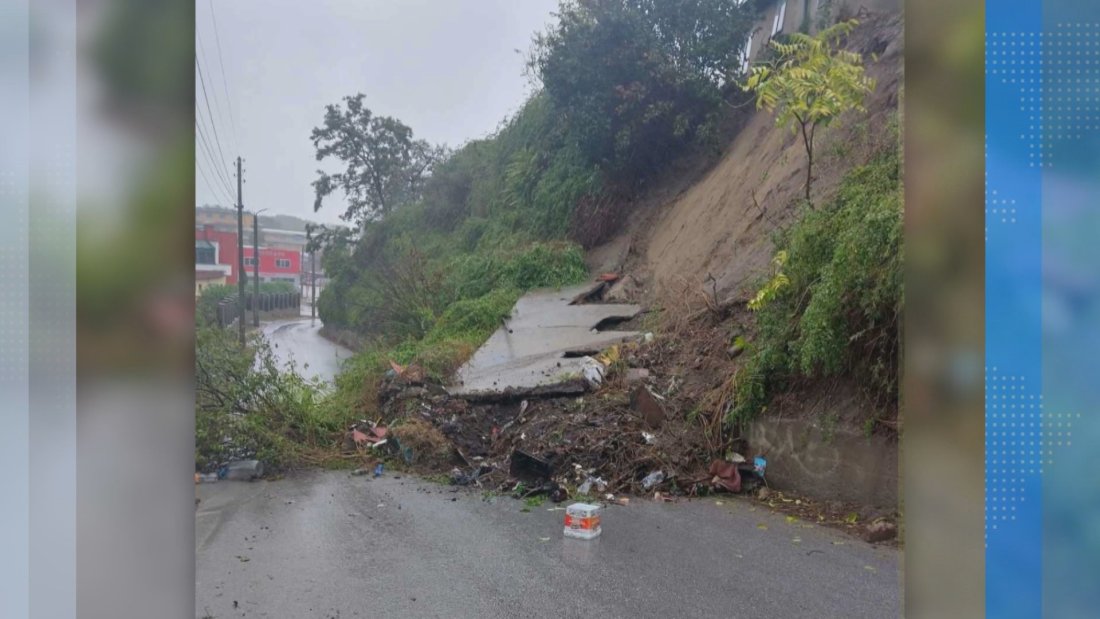 Трети ден дъждовна блокада в Свищов, жилища пропаднаха заради свлачище