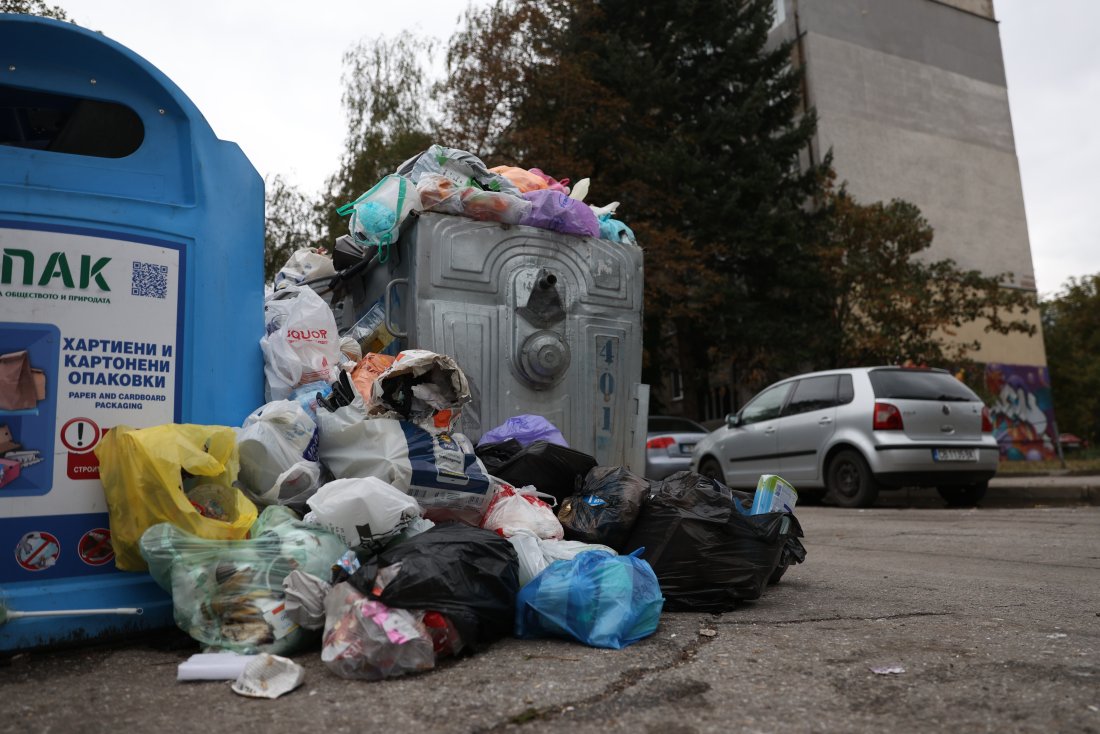 СОС обсъжда мерки за справяне с кризата с боклука