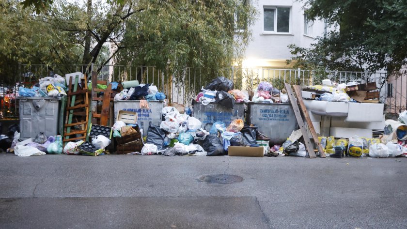 Сагата със столичния боклук - на фокус в парламента