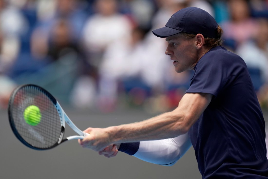 яник синер пречупи новак джокович финал рияд