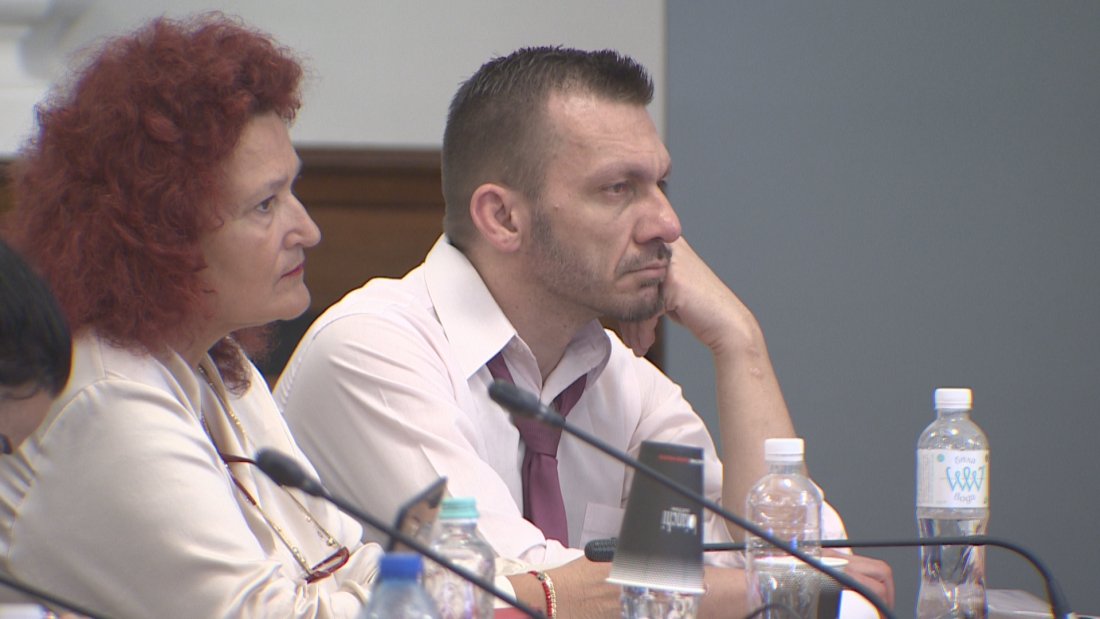 Станимир Хасърджиев и още трима обвинени в престъпление - принуда, оръжие, плен и дрога