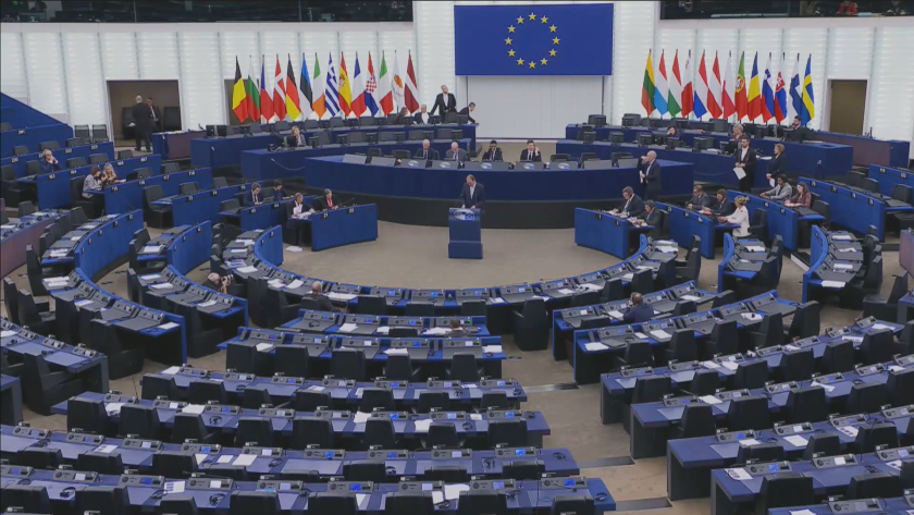 Поляризиран дебат в Европейския парламент за върховенството на закона в България (ОБЗОР)