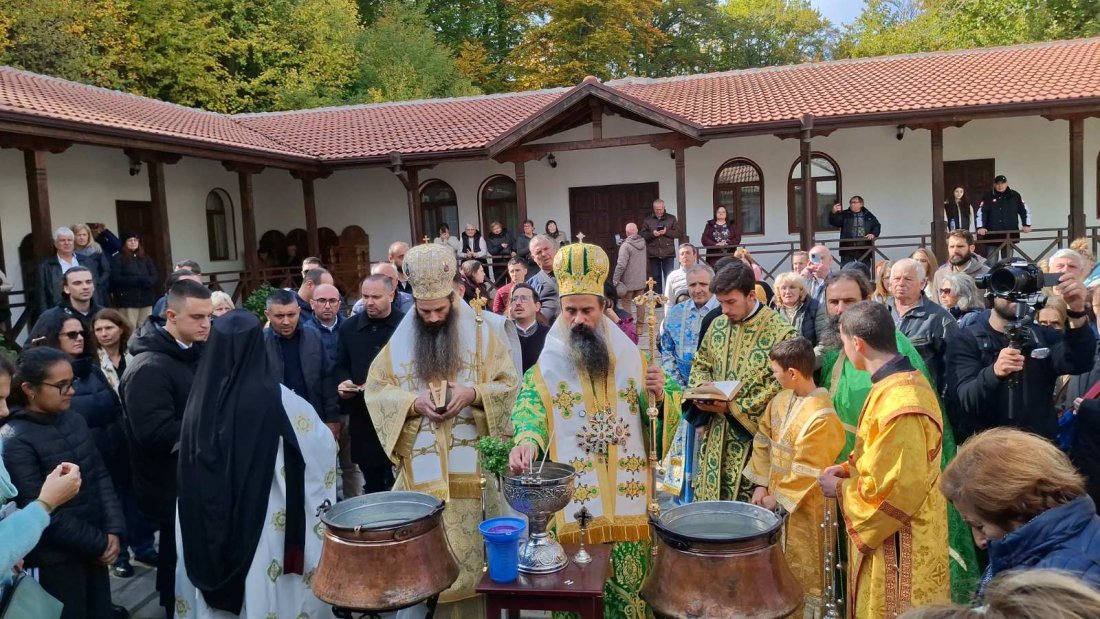 патриарх даниил отслужи литургия руенския манастир йоан рилски