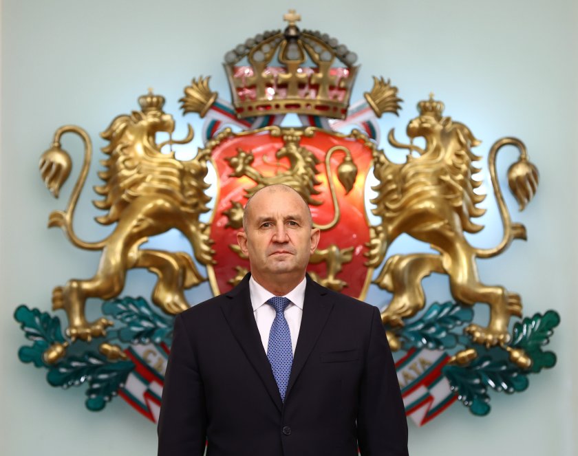 културни дейци бъдат удостоени почетния знак президента деня народните будители