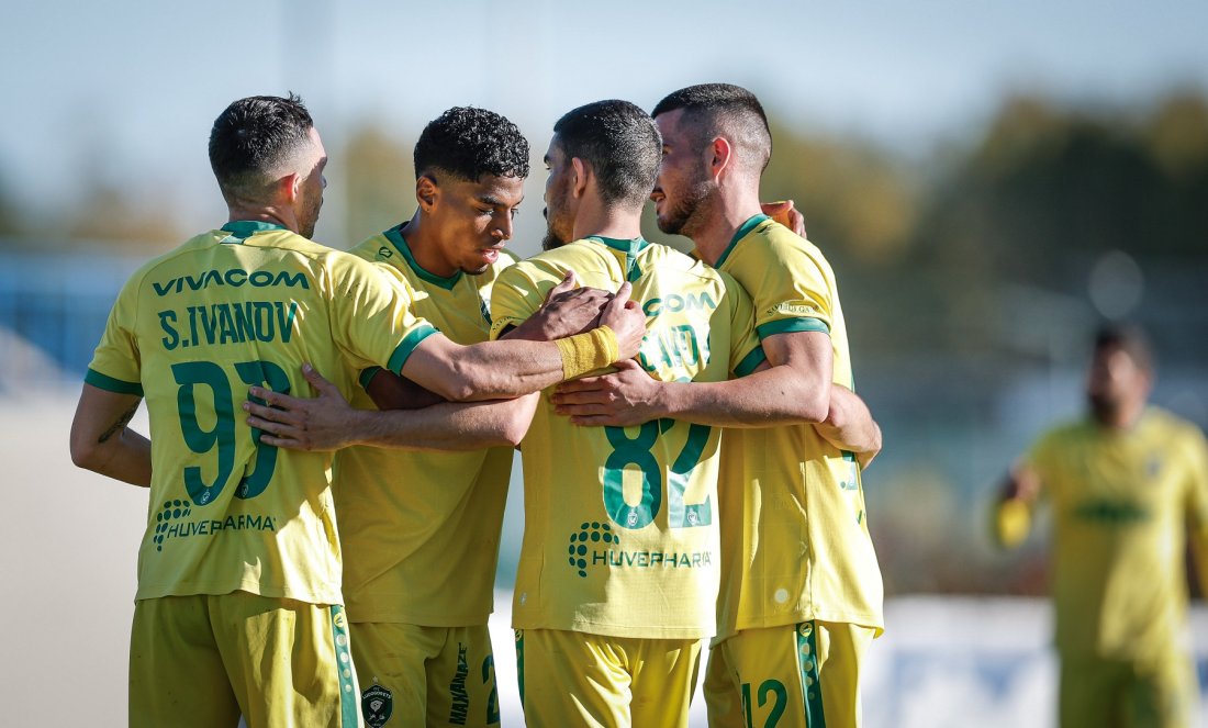 Чочев спаси Лудогорец с гол в края срещу Черноморец (Бургас)