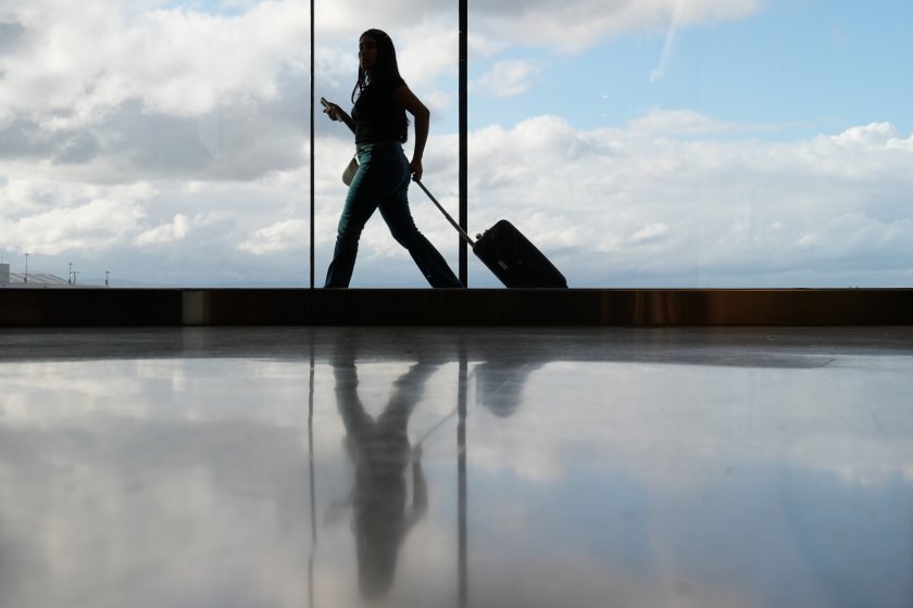 летище софия обяви полети кишинев краков прага