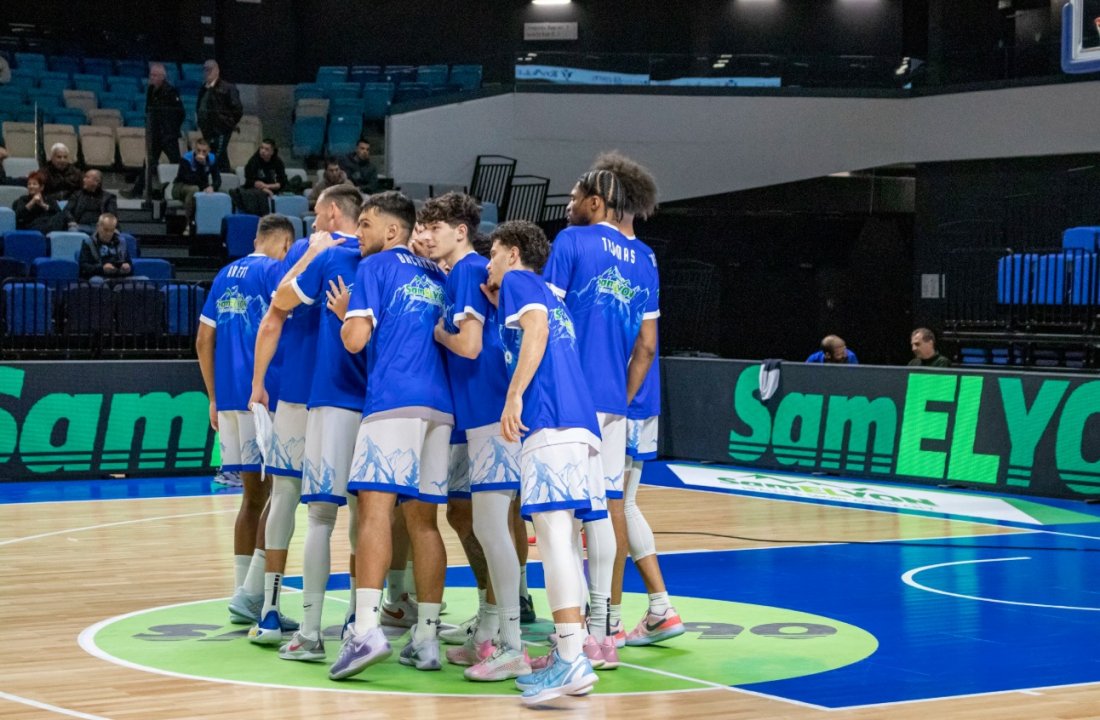 рилски издържа едно полувреме испанци фиба къп