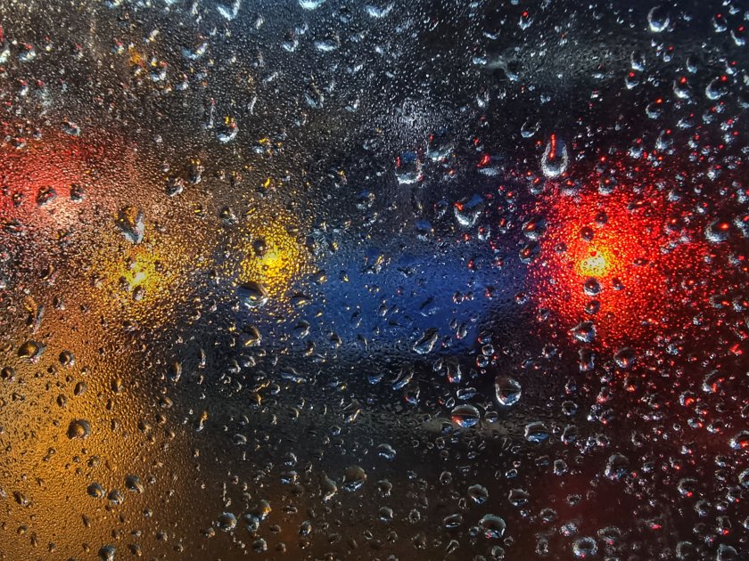 лошо време гърция властите предупреждават риск наводнения пътищата