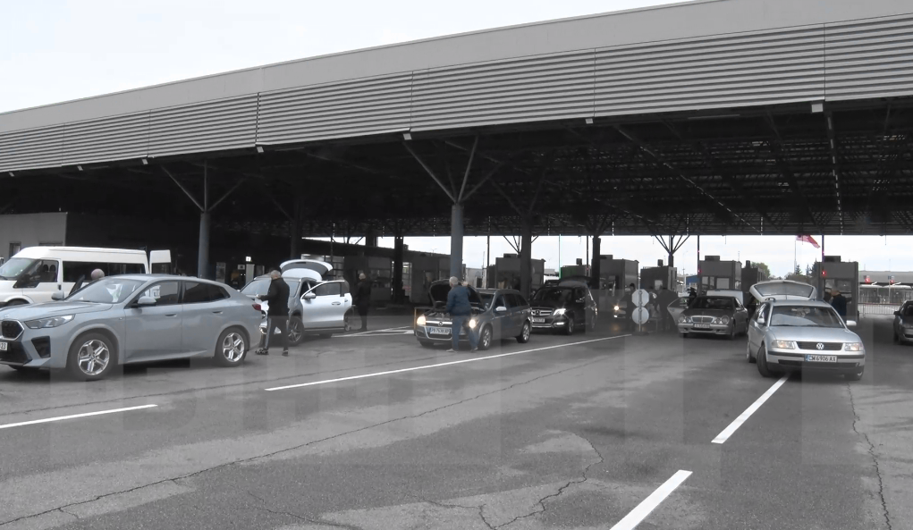 Международна спецакция се провежда на няколко гранични пункта