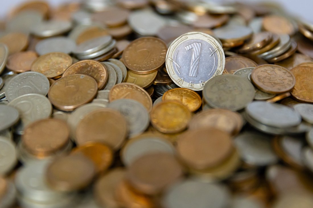 левче - стотинки