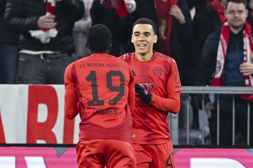 Байерн Мюнхен - Алфонсо Дейвис, Джамал Мусиала