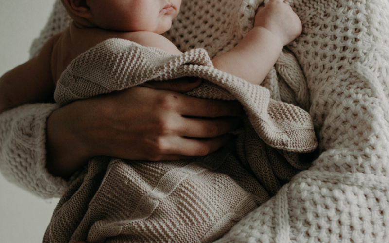 Лекари от три столични болници спасиха бременна с тежки усложнения от диабет