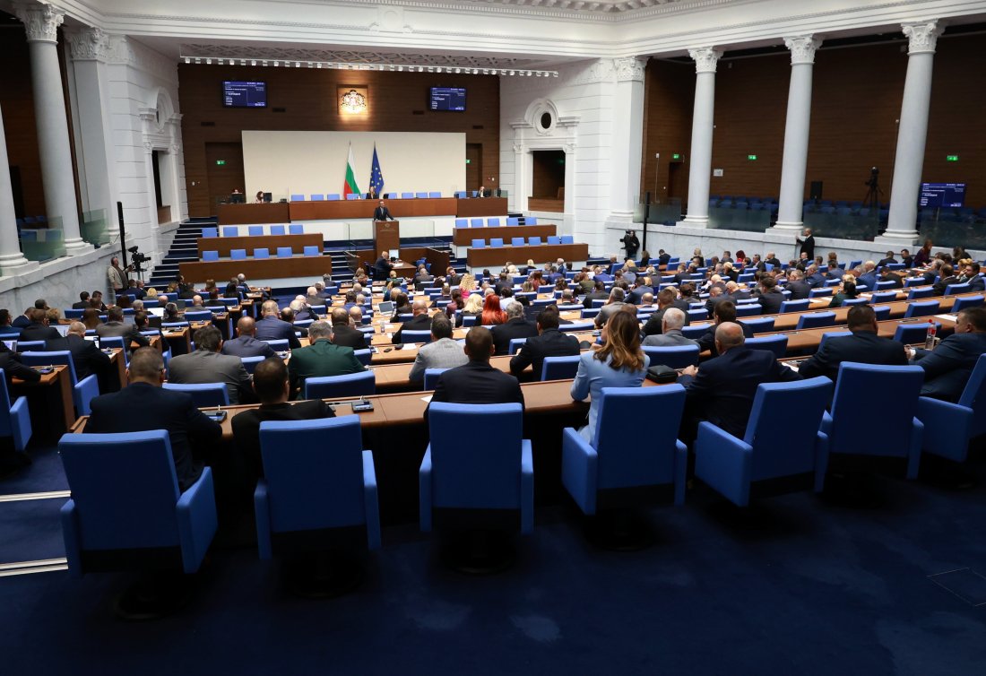 Парламентът очаква държавния бюджет - остри критики от опозицията и бизнесa