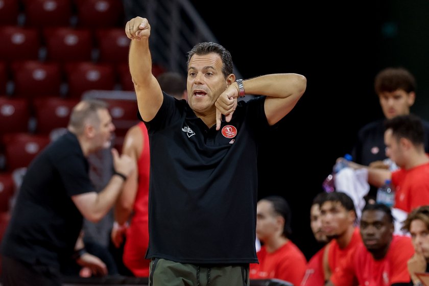 Димитрис Итудис