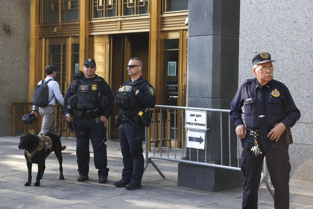 рапърът шон комбс излезе затвора година