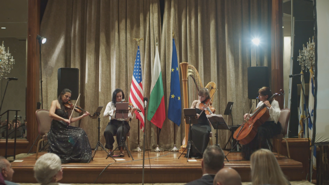 Българският дух зад граница: Музикалните вечери на българската общност в Лос Анджелис