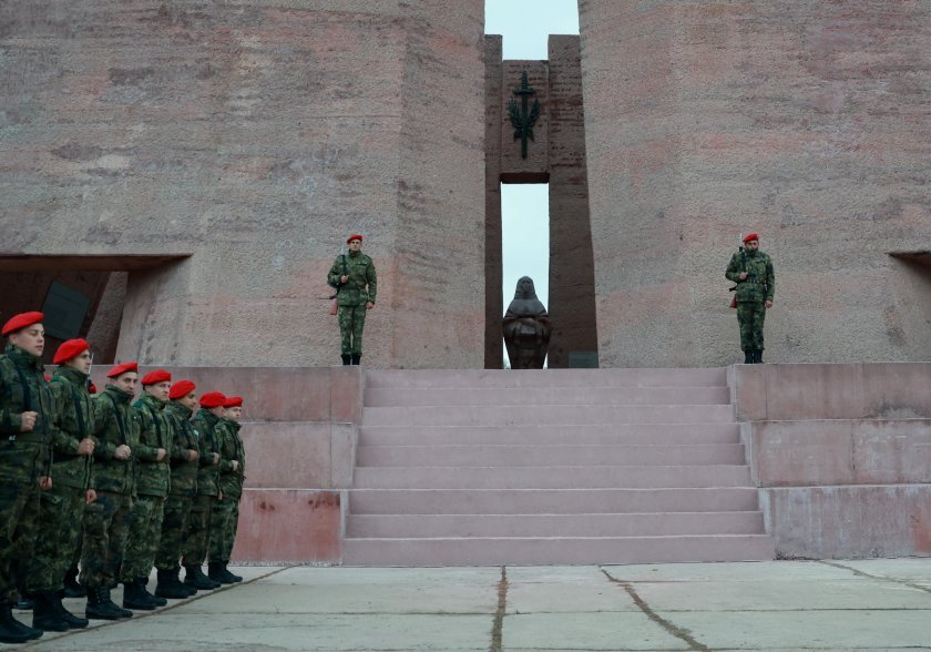 Военен празник: 147 години от създаването на Сухопътните войски