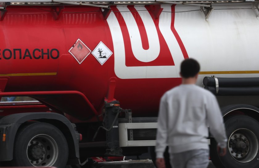 американска компания проучва възможностите купи чуждестранните активи лукойл