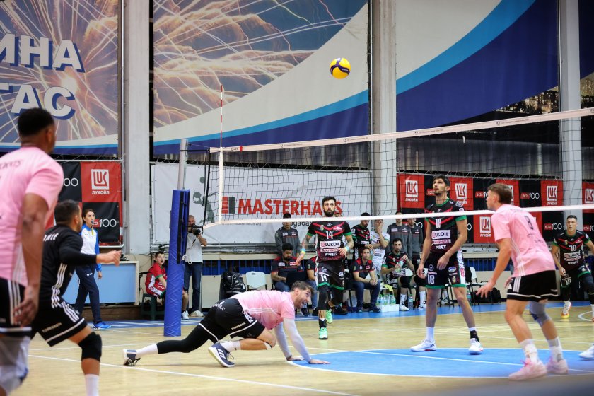 чалъндж къп нефтохимик шеноа галерия