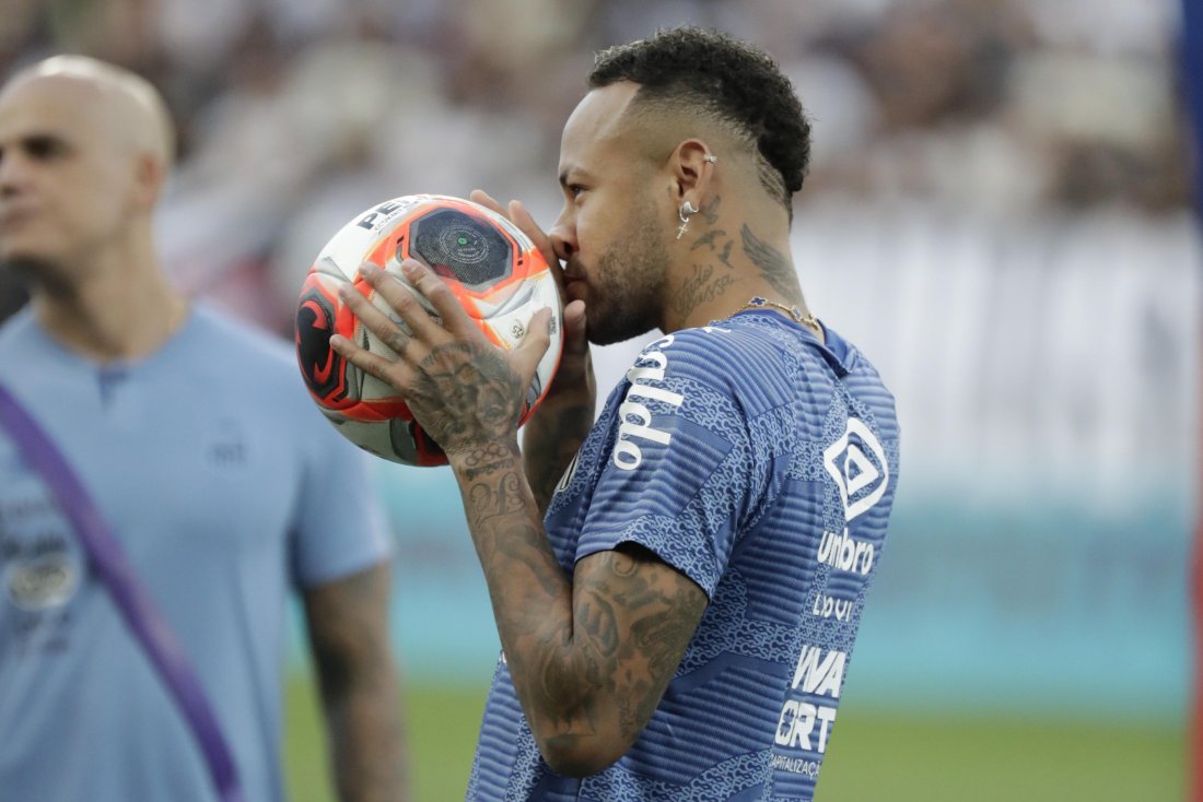 неймар отбеляза гол донесе ценна точка сантош