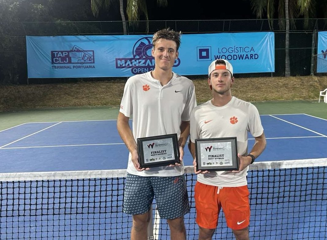 виктор марков претърпя загуба финала двойки тенис турнира мансанийо