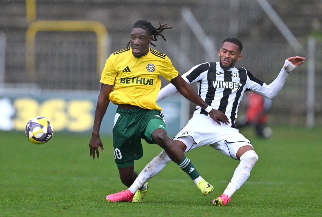 Добруджа Локомотив Пловдив