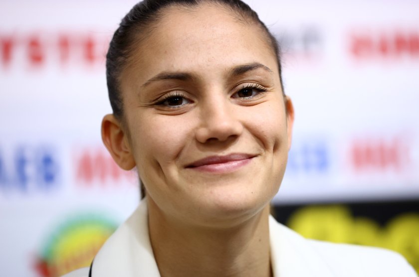 ивет горанова триумфира турнир сърбия