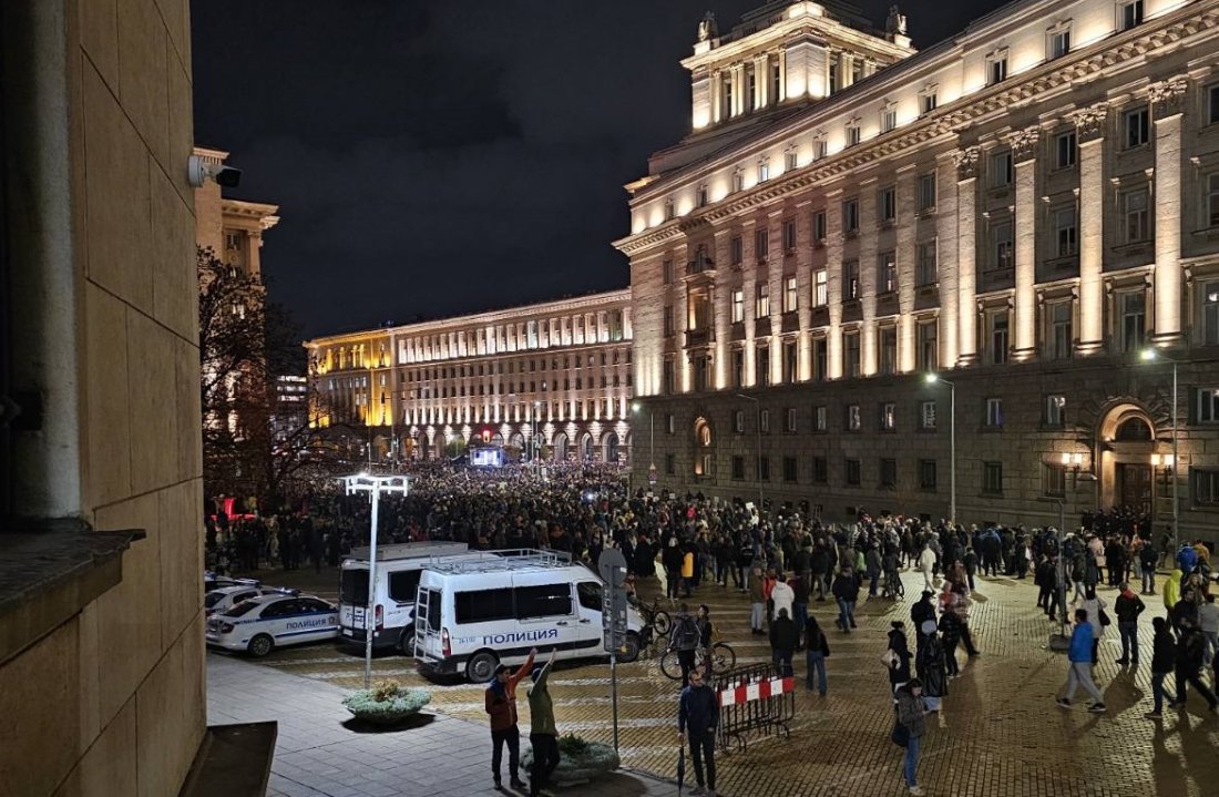 служителки здравното министерство станали обект агресия протестиращи съобщи слави трифонов