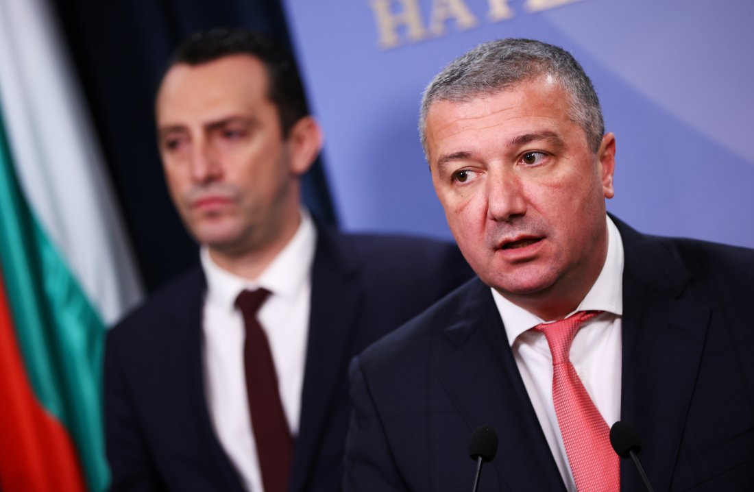 Драгомир Стойнев от "БСП-Обединена левица": Тотализаторът остава държавен, отваряме вратата, ако се появи голям международен оператор