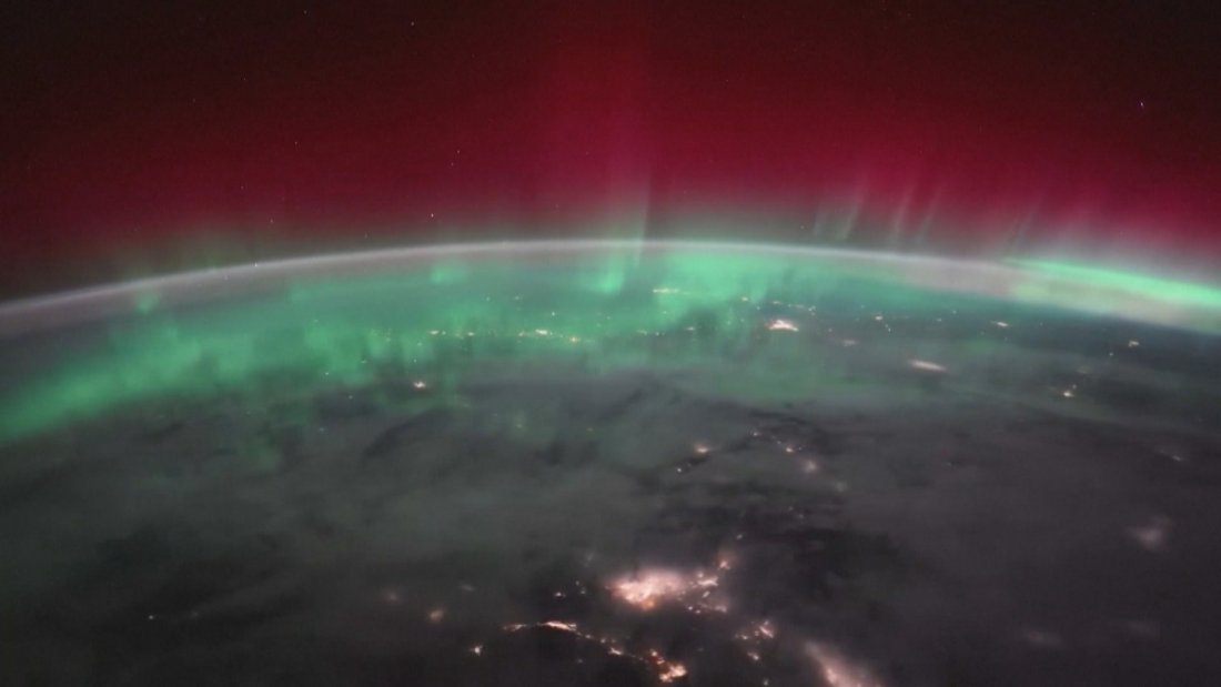 астронавти мкс заснеха спиращи дъха кадри северно сияние