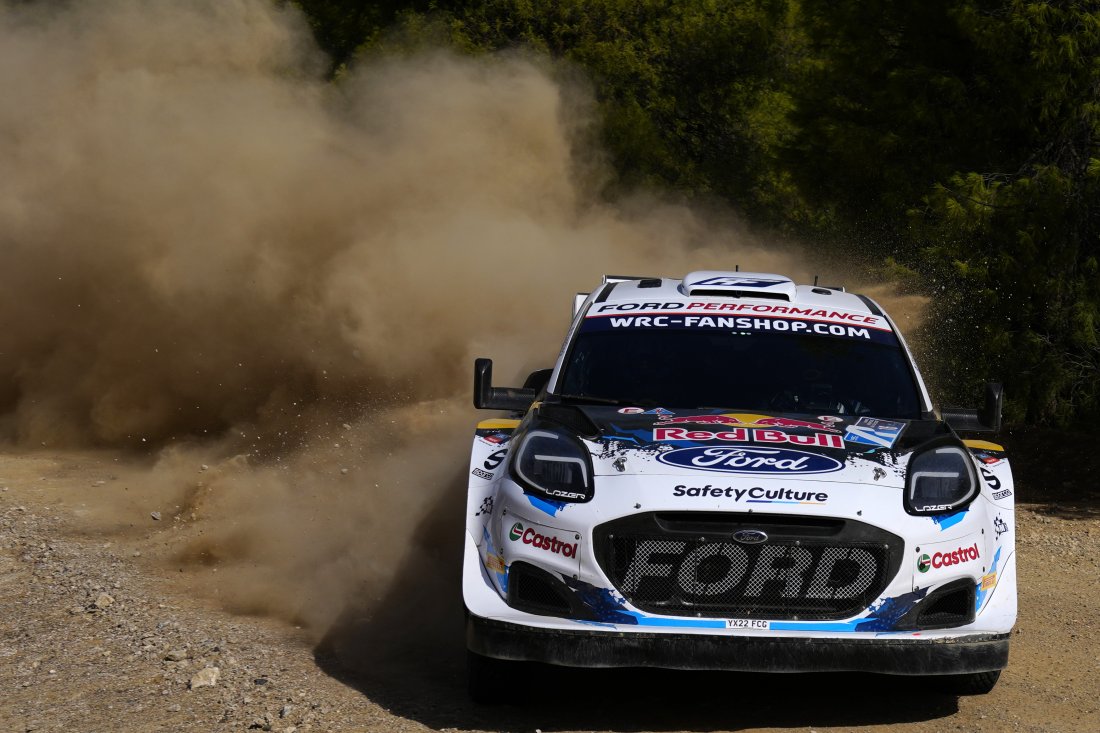 Спукана гума спря Елфин Евънс в Саудитска Арабия