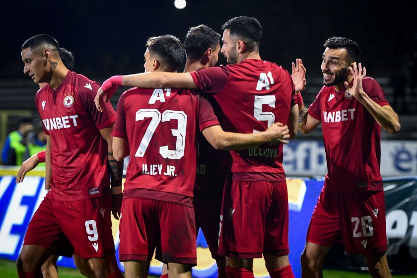 първа лига спартак варна цска галерия