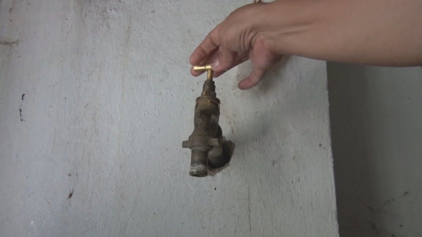 мъжът стана водоноска хронично безводие мъчи жителите няколко хасковски села