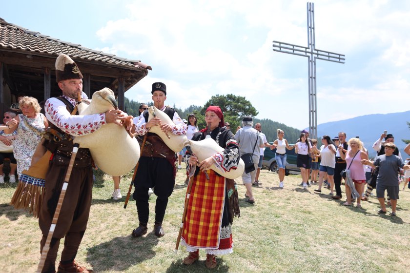 майстори каба гайдата надсвирваха родопите снимки видео