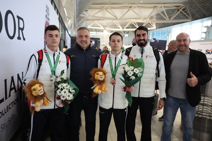 медалистите световното първенство таекуондо завърнаха българия